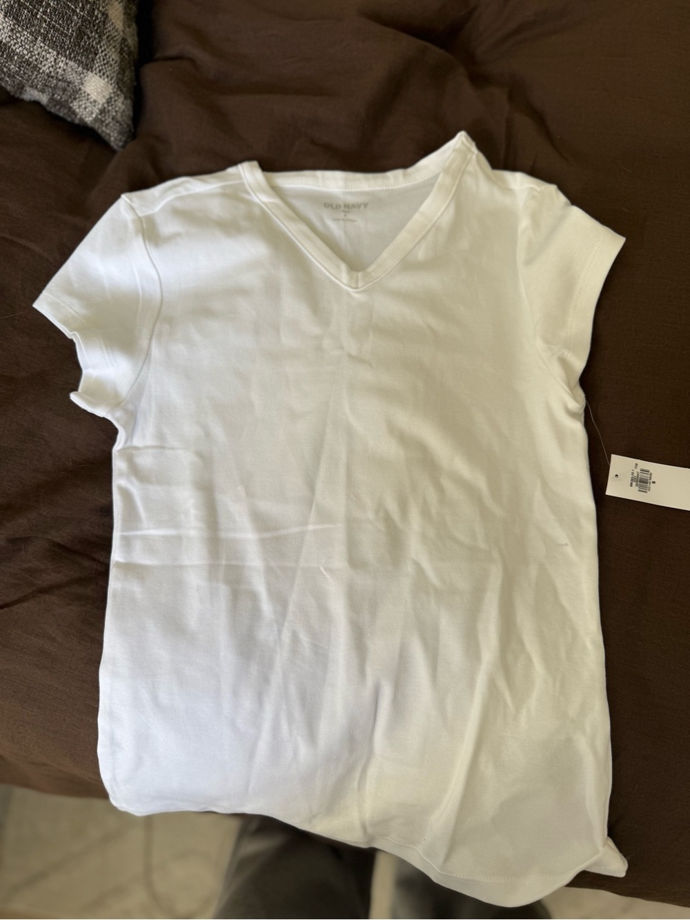 Old Navy White V-Neck Short Sleeve Tee
